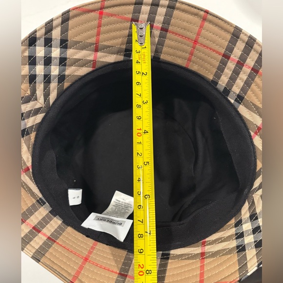 Burberry Check Vintage Bucket Hat in Archive Beige - Picture 9 of 12